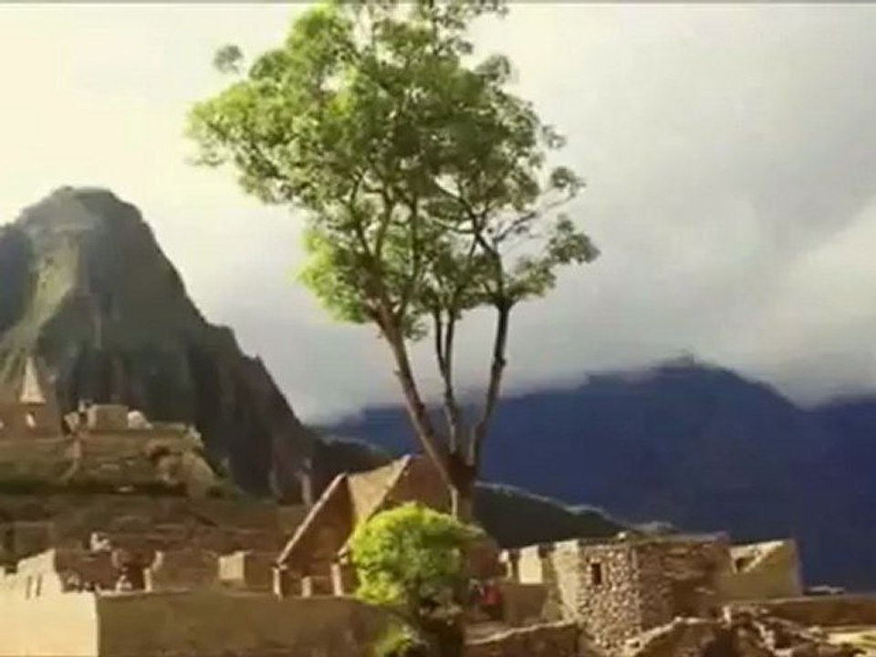 THE NATURE OF THE WORLDS - PERU