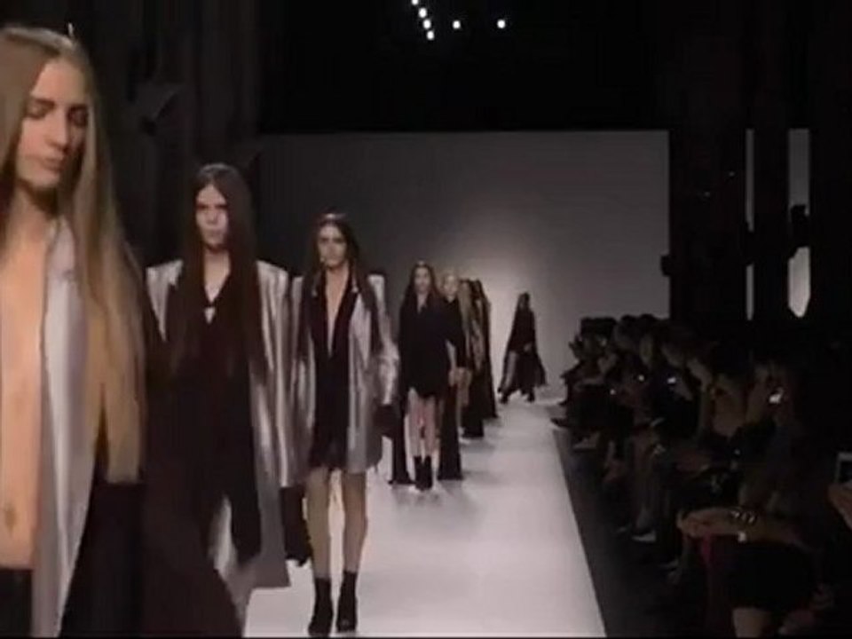 Ann Demeuelemeester Spring 2013 Paris