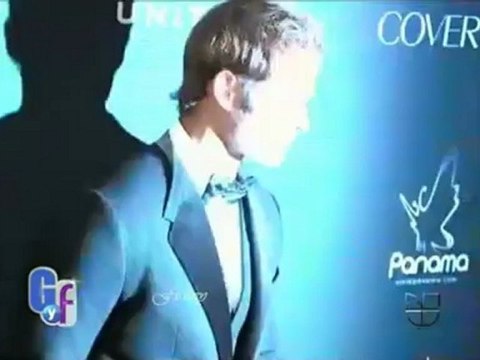 William Levy (@willylevy29) uno de los mejores vestidos en fiesta VANIDADES || GyF