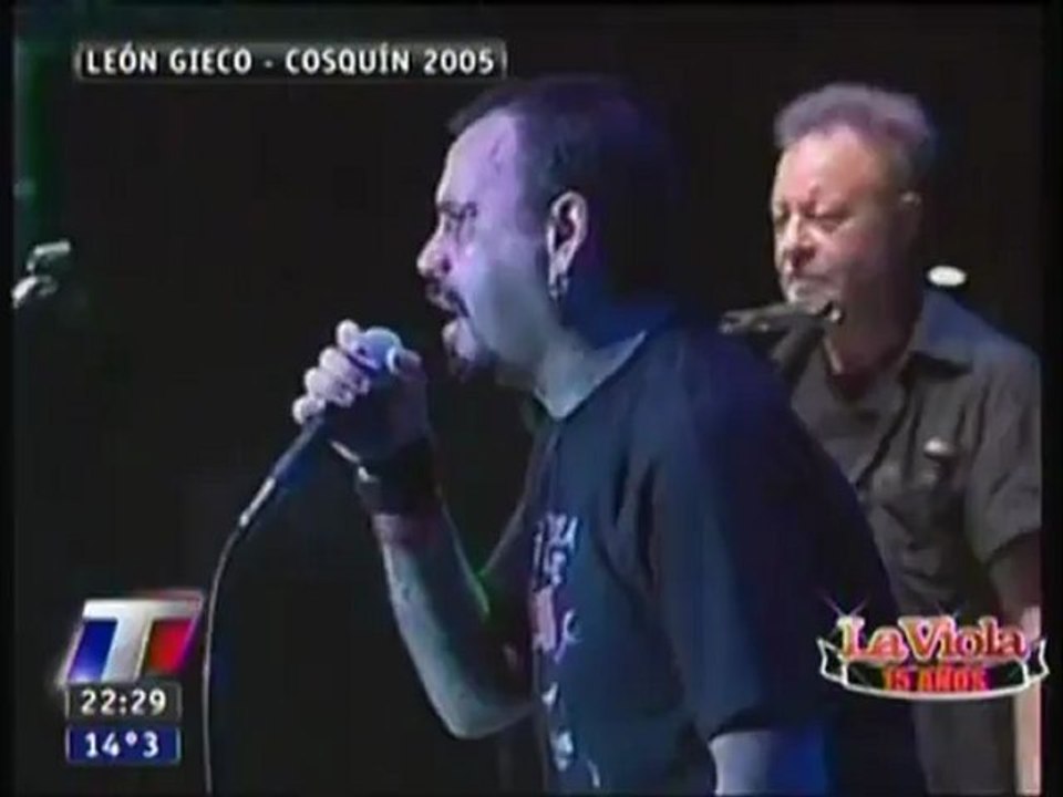 Leon Gieco y Andres Jimenez - Cinco siglos igual - Cosquin Rock 2005