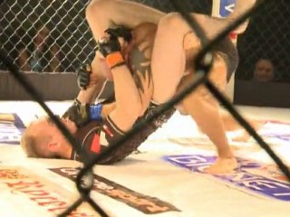 Damian Kłosek vs Piotr Granek - Zawodowa Gala MMA COLOSEUM X