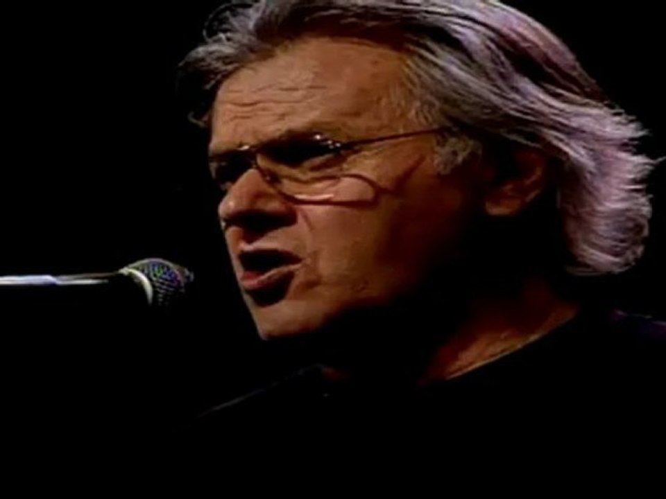 Quilapayun (HD) - Ustedes Que Ya Escucharon - (En Vivo)