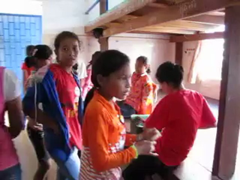 arrivée des enfants à la maison d'accueil (4)