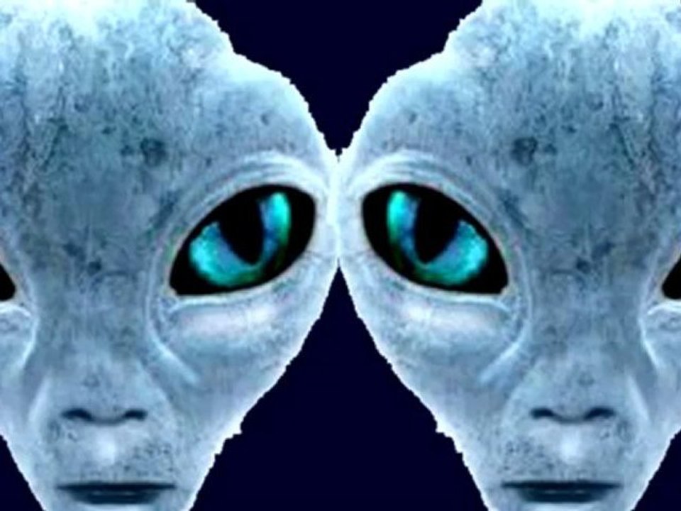 CC_Aliens_Secret_Govt_OCT_2010_part_1