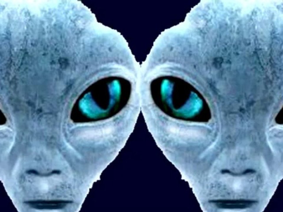 CC_Aliens_Secret_Govt_OCT_2010_part_8