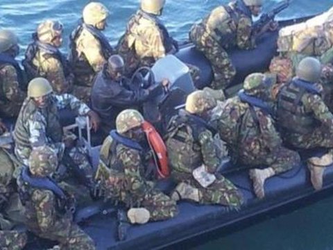 Al-Shabab rebels pull out of key Somali town