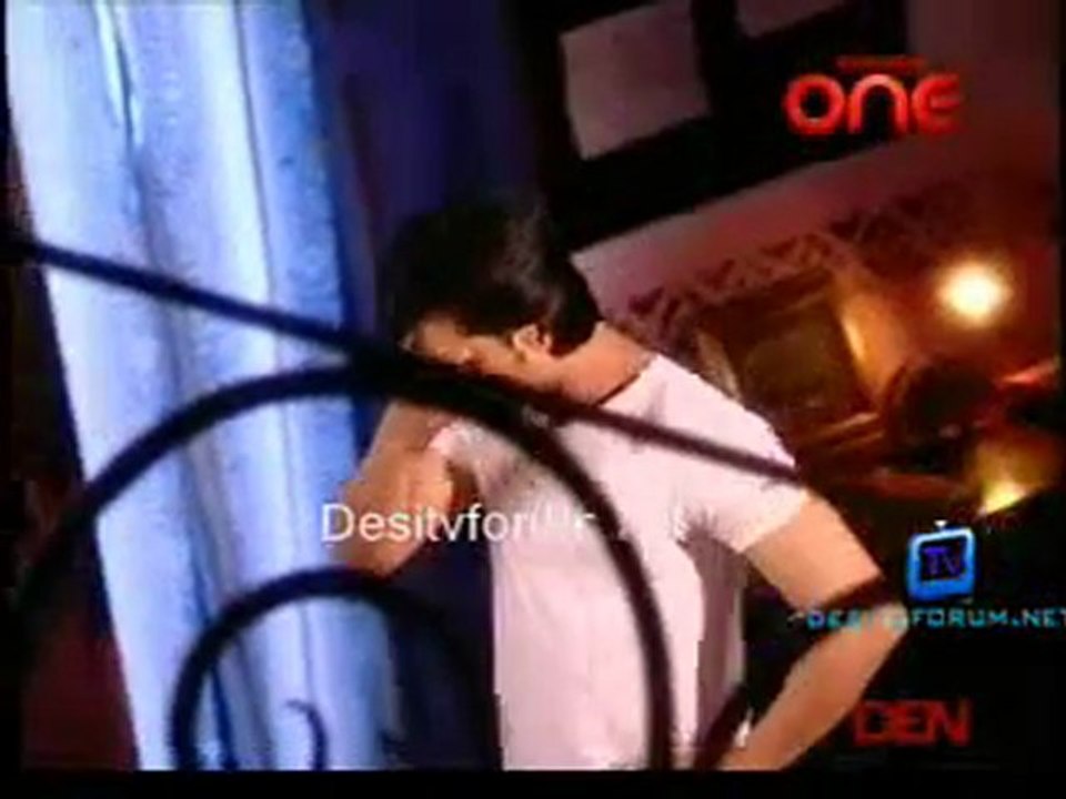 Jhilmil Sitaron Ka Aangan Hoga - 28th March 2012 - pt1