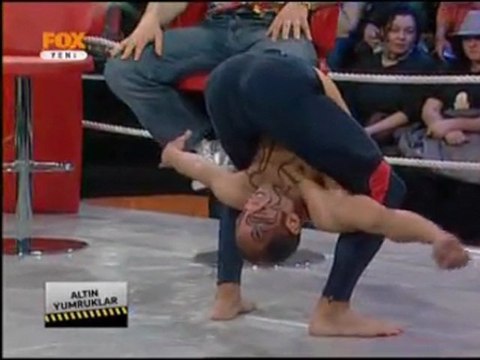 Lastik adam ilker çevik FOX TV Altın yumruklar