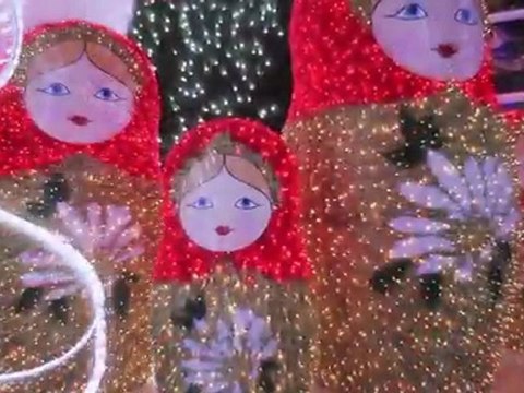 Décoration lumineuse des centres commerciaux - Les automates - Blachère Illumination