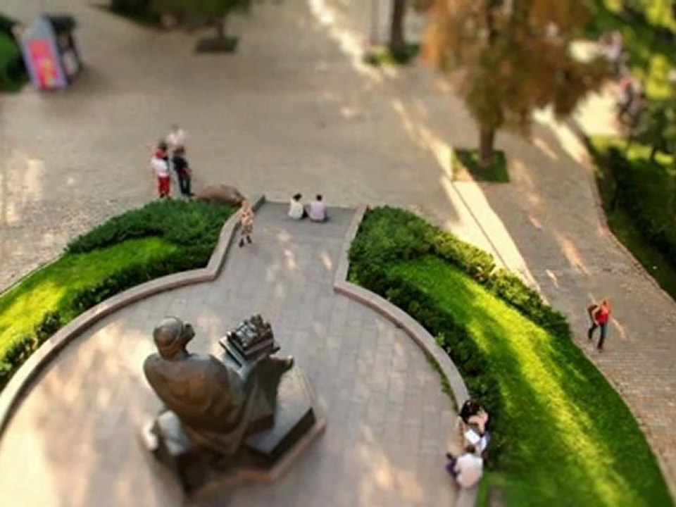 Les couleurs vives de Kiev en Ukraine (MiniLook Kiev)