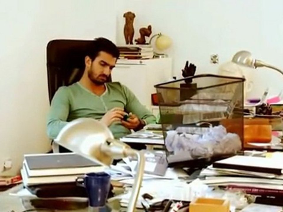 Cahildim Dünyanın Rengine Kandım (Emel Taşcıoğlu)