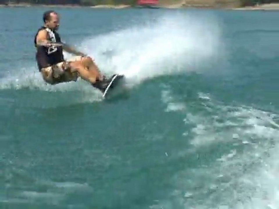 Moomba Mobius XLV Wakes