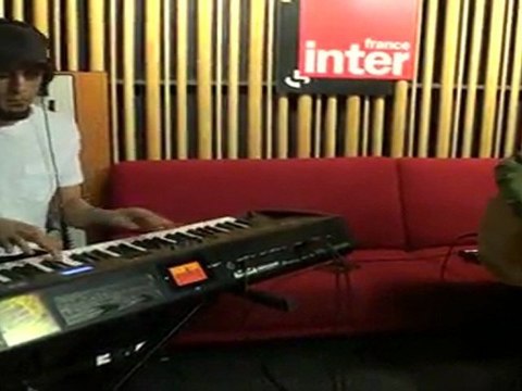 GROUNDATION, live au studio 72 pour Ouvert la Nuit , premier titre Daniel