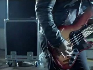 Tu Ambición video de ViniloVersus