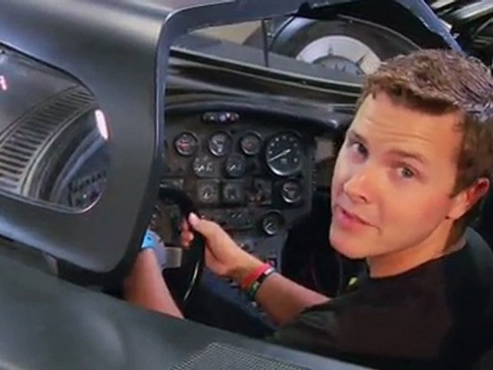 DC Nation - Batman's Batmobile (720p, HD)