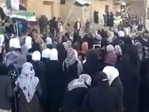 فري برس درعا مهد الثورة السورية 18اذار اللجان المحلية بمدينة درعا مظاهرة حرائر درعا البلد بمناسبة عيد الام 12 32012