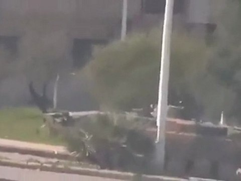 فري برس حماة المحتلة اقتحام حي الحميدية بالدبابات وقصف عشوائي 21 3 2012 2