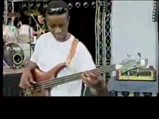 hakim boughrara(LEELOO)morceau 3(2003)