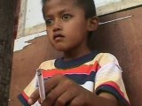 Indonésien de 8 ans fume 25 clopes par jour