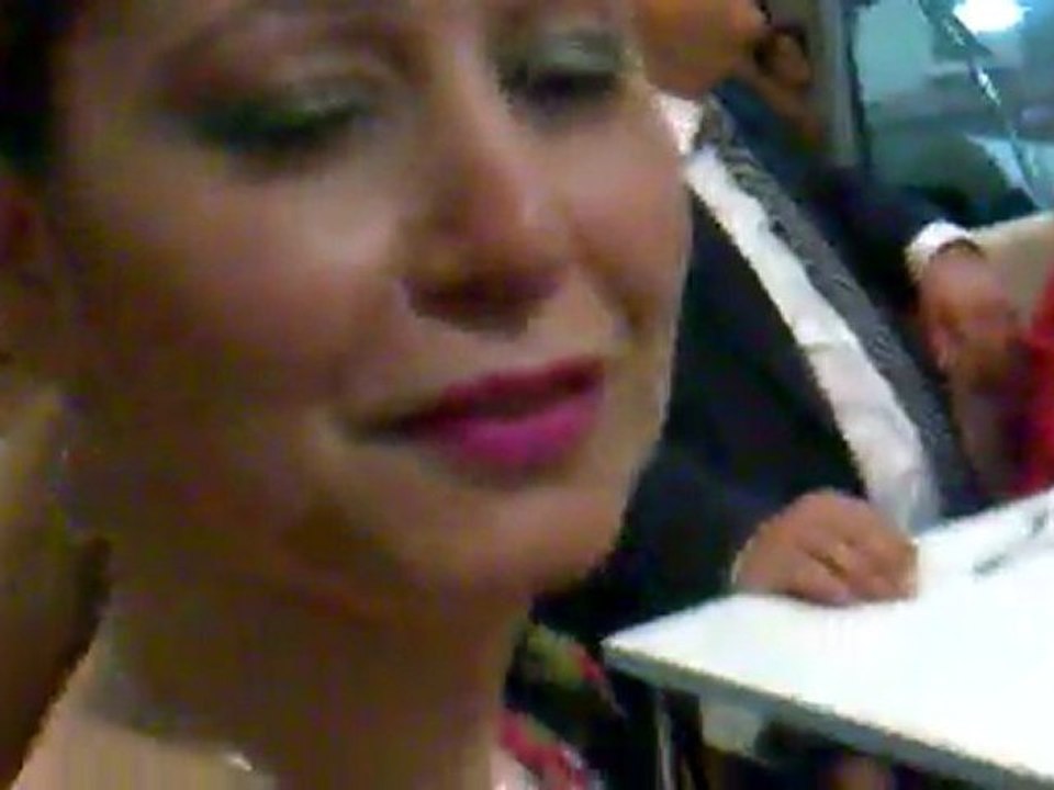 POLYANNA SUCCİ - DOĞUM GÜNÜMDE ŞİİR RESİTALİ ERCAN KONT