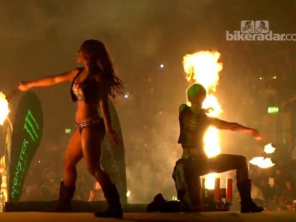 Masters Of Dirt: Bikes and Babes