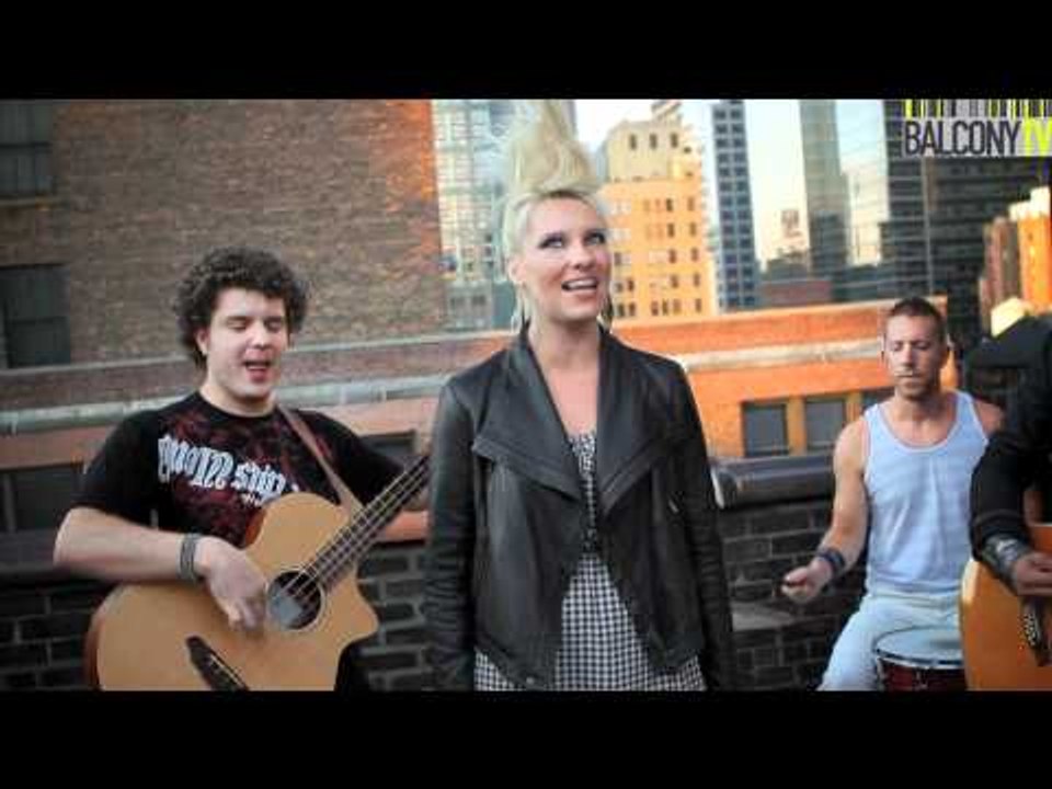 HYPODIVE - WATERFALL (BalconyTV)