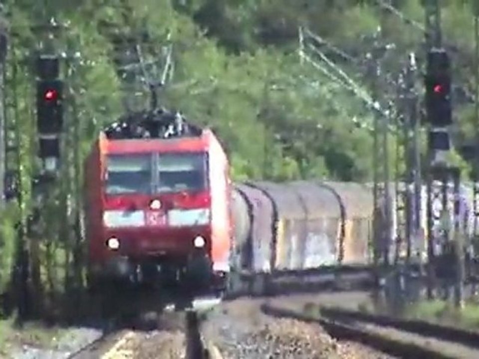 Züge südlich Loreley, SBB Re482, Alpha Trains 185, 151, 145, 152. ICE-T, DBAG 185, 101, 428, 460