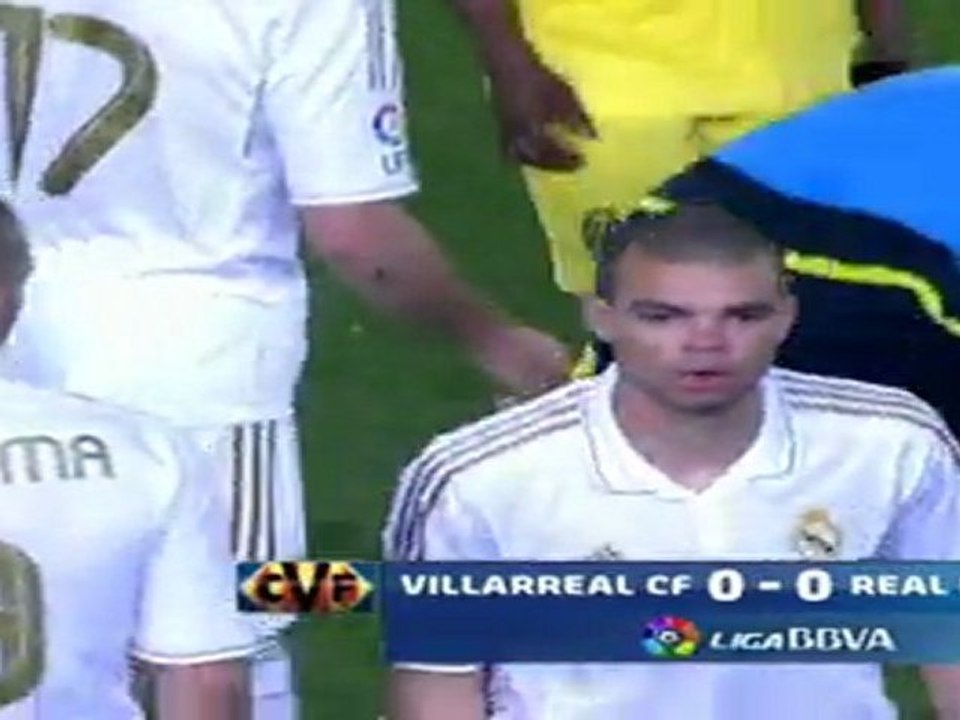 تدخل عنيف على بيبي ادى الى اصابته في الفم ونزول دم والحكم يعطه انذار بداعي التمثيل