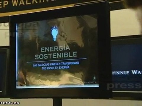 Luis Tosar en la presentación de Pavegen