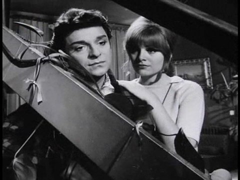 Sen Kimseyi Sevemezsin & Zeki Müren