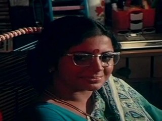 KELVIYUM NAANE BATHILUM NAANE - Srividya Blackmailing Karthik