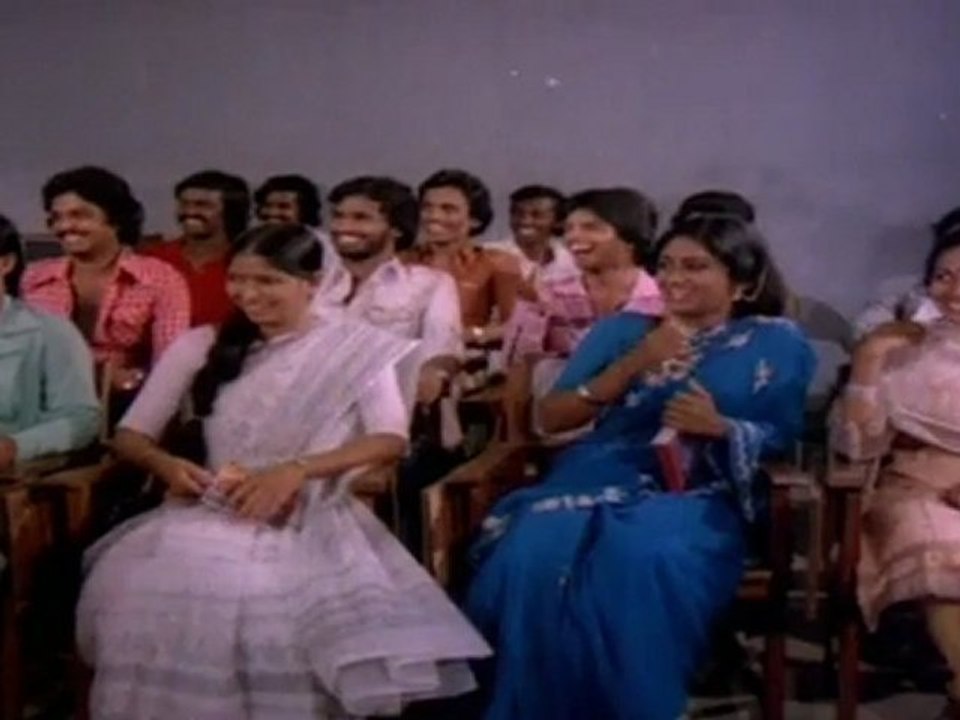 Manjal Nila - Suresh Goes Late To Class