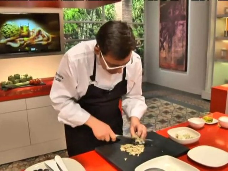 Cuines - Carxofes confitades amb carpaccio de gamba panxuda