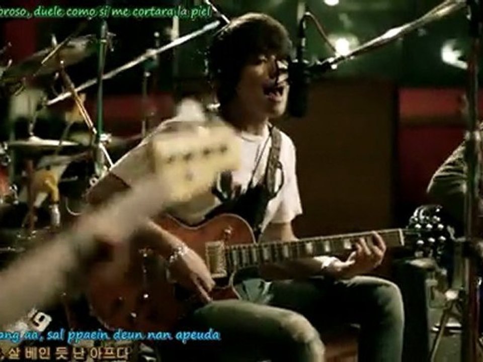 Still in love...CN BLUE subtitulada español , hangul y  romanizacion