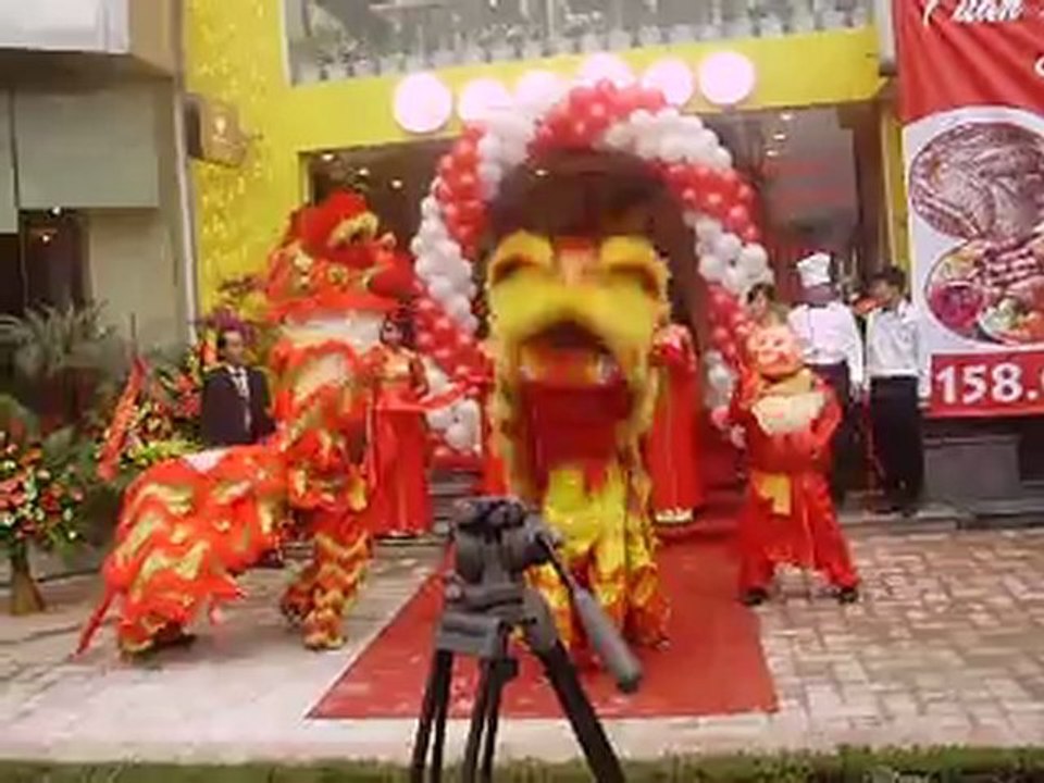 mua lan,múa lân, chuyen mua lan, chuyên múa lân,lân sư rồng,lan su rong