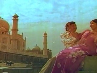 Atho Atho Oru (Vayasu Ponnu)