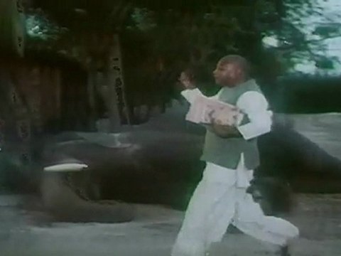 Puttadi Bomma - Suthi Veerabhadra Rao Makes Super Comedy With Elephant