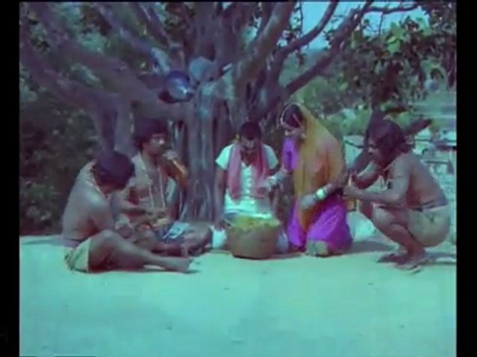 AMAYAKACHAKRAVARTHI   Comedy 3