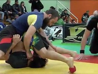 KOUN NHAN vs ASLAN CHURAYEV - VIC TOUR 2012 Nord