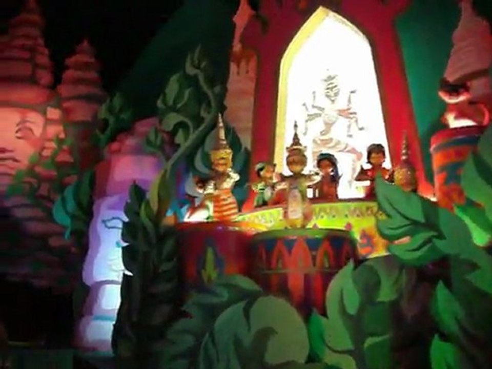DSCF3284 it's a small world