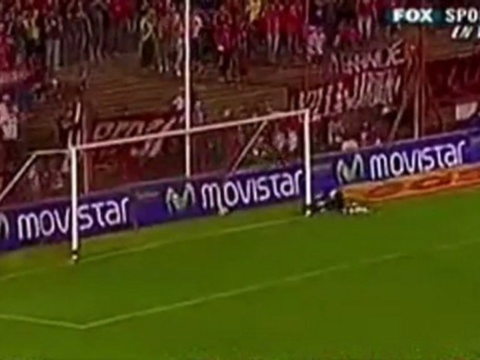 Lucas Licht, spécialiste des buts de 50 mètres