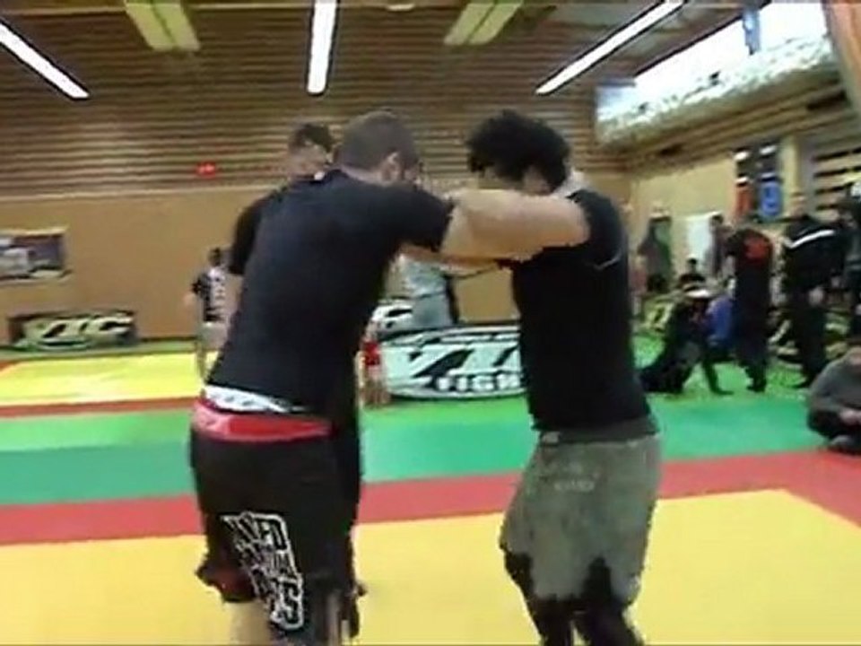 MOHAMED MANSOURI vs DJAMEL NAOURI - VIC TOUR 2012 Nord