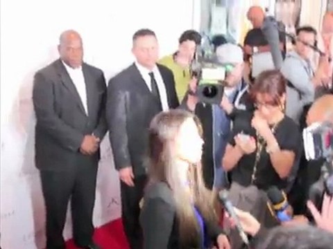 Yikes! Kim Kardashian Gets Pelted With Flour On Red Carpet