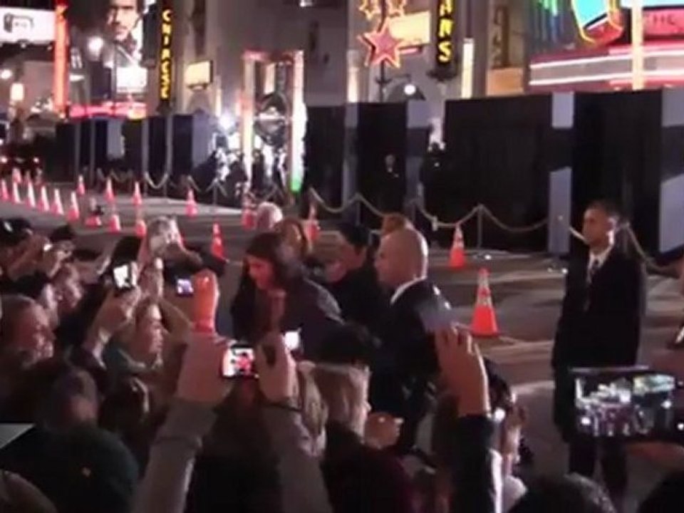 Ashton Kutcher Heads for Space