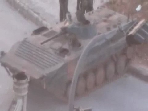 فري برس حماة الدبابات تقصف الحميدية لليوم 22 3 2012