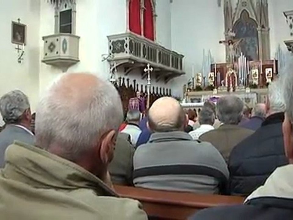 dolore e rabbia al funerale di piero