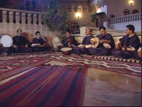 Halil Sezgin - Havar Bu Sene (Nere Gidem Gönül Senin Elinden)