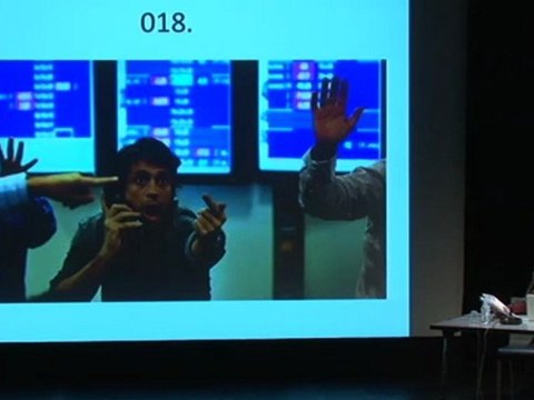 JeuX, Conférence de McKenzie Wark, Le jeu de la guerre : communication constante et simultanée de toutes les unités - Nouveau festival / 3ème édition