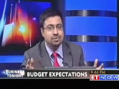 Swaminathan Aiyar: Government should try to shore up revenues