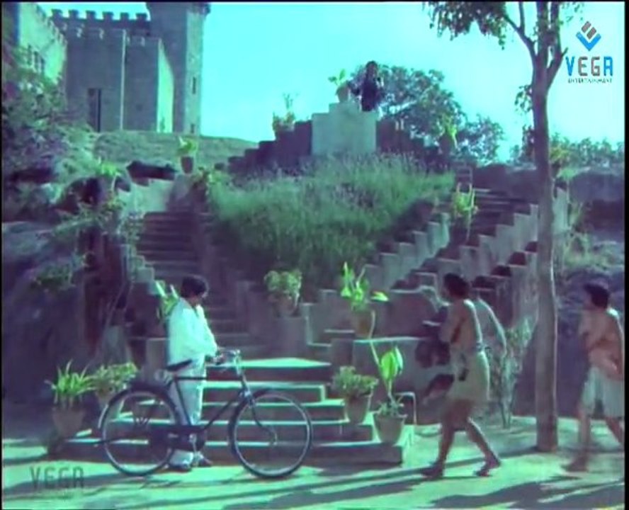 AMAYAKACHAKRAVARTHI   Scene 21